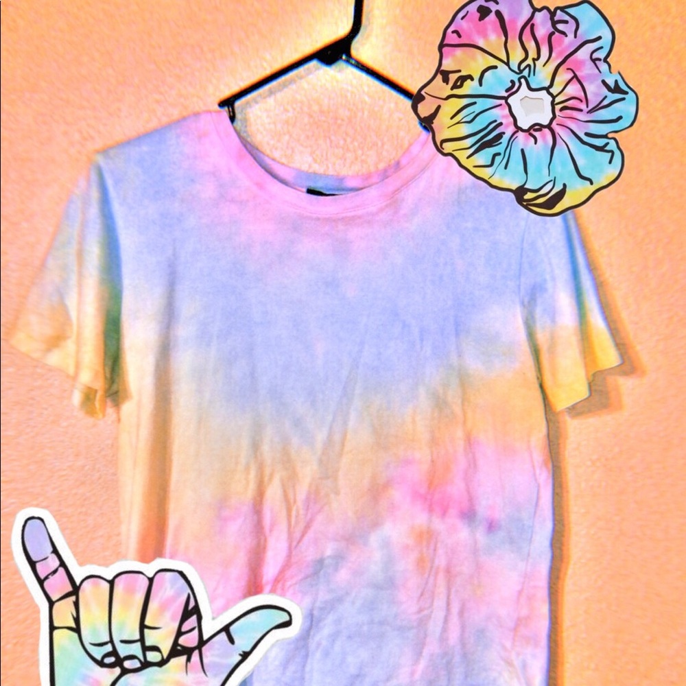 •NEW• tie-dye short sleeve tee forever 21 shirt💘